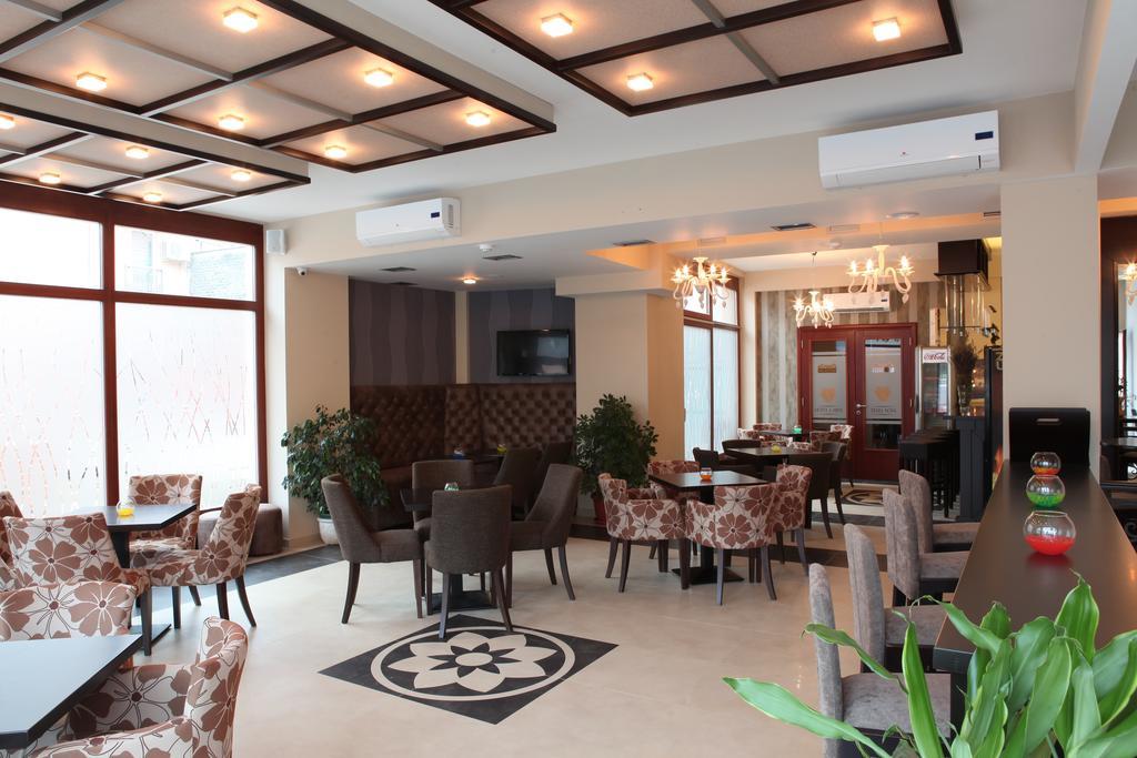 Garni Hotel Tema Nova Čačak Dış mekan fotoğraf