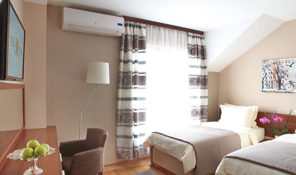 Garni Hotel Tema Nova Čačak Dış mekan fotoğraf