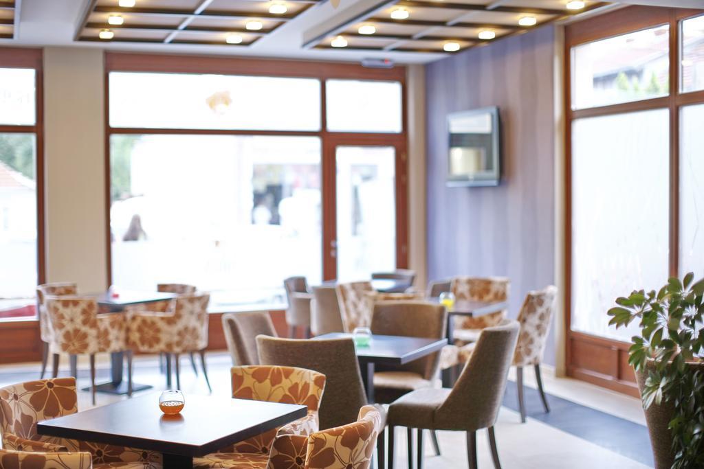 Garni Hotel Tema Nova Čačak Dış mekan fotoğraf